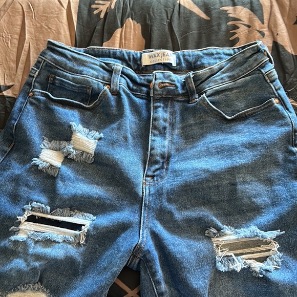 High Rise Jeans - Picture 4 of 6